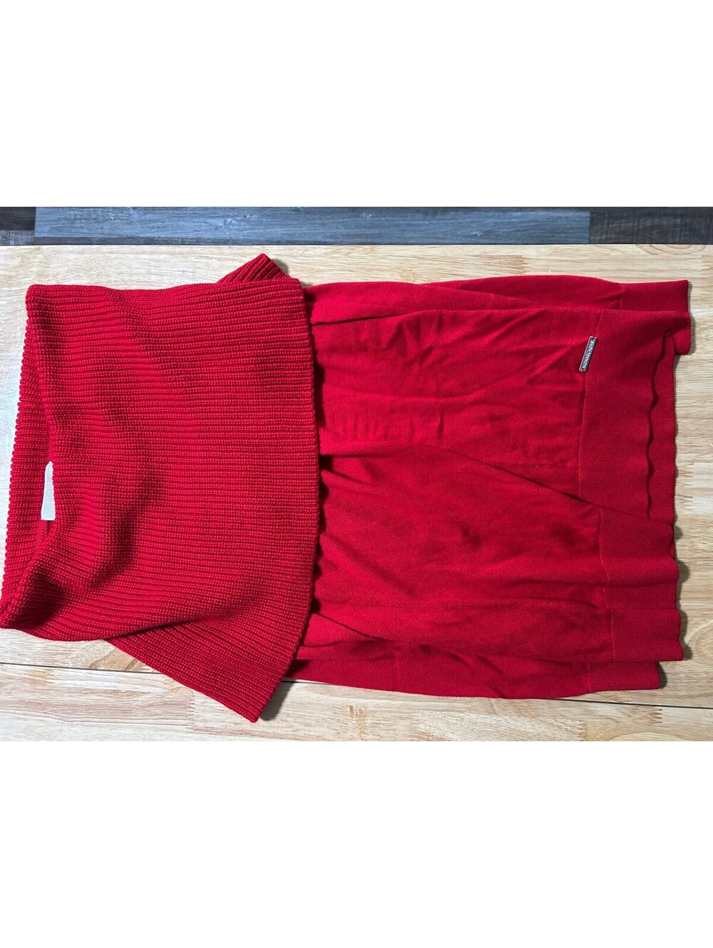 Michael Kors Red Off-Shoulder Sweater Dress Size Small
